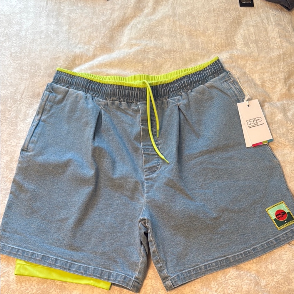 Driveway paradise men’s jorts. Pickleball large lined